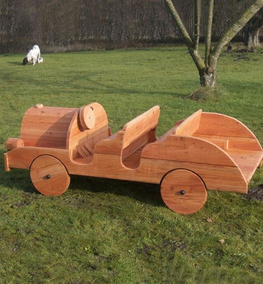Bobmobil - Legebil i træ - udendørs legeredskaber