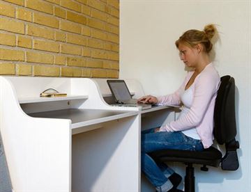 Skrivebord - Elev arbejdsplads - Efterskolemøbler