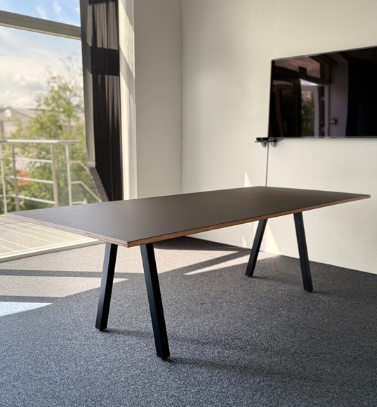 A-bord m. skrå ben og indtrukket sarg kant - flere varianter