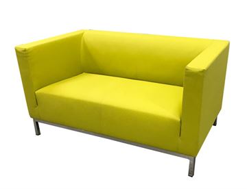 2 personers sofa betrukket med stof - Argo