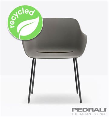 Babila XL loungestol med ben i stål og skal i genbrugsplast - Pedrali