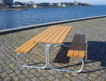 Stege bord-bænkesæt uden ryg - svensk nordlandsfyr