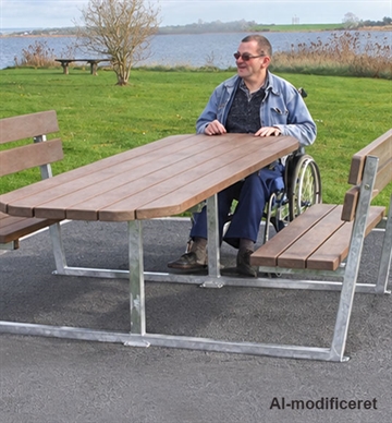 Handicapvenlig bord/bænke sæt med forlænget bordplade - vælg imellem bord/bænk til én eller to kørestolsbrugere