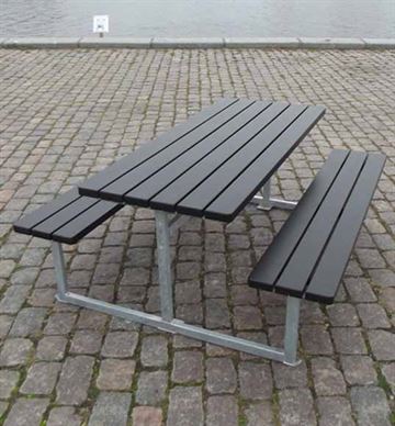 Hornslet bord-bænkesæt uden ryglæn og med malede planker i svensk nordlandsfyr