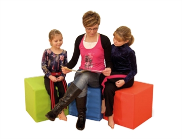 Puf CUBE i kunstlæder 