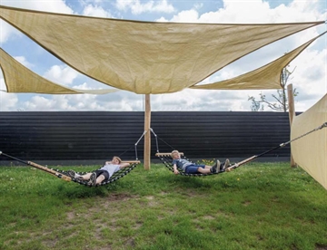 Inspiration hængekøje miljø med solsejl