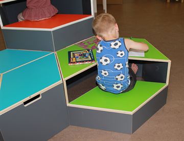 Hexa step som skrivepult