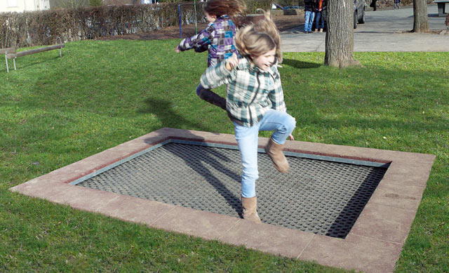 Trampolin