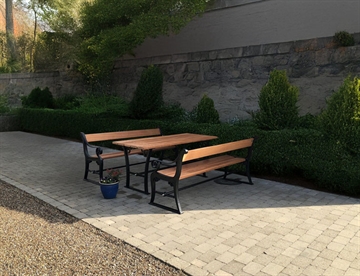 Københavner Bord/bænkesæt - Dansk klassiker, flot til ethvert uderum