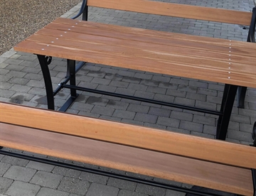 Københavner Bord/bænkesæt med planker i hårdt træ