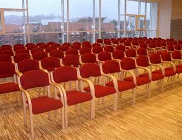 Konferencestole med polstret sæde og ryg, stabelbare 