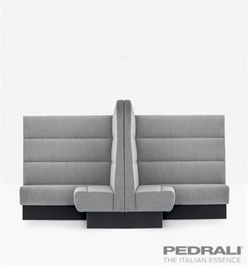 Dobbelt hjørnemodul fra Pedrali - Modus back to back Corner sofa modul H 140 cm