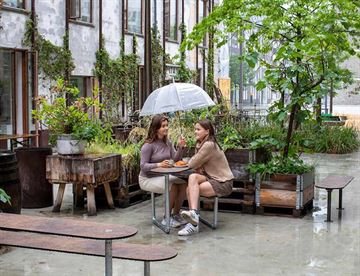 Plateau Picnic Duo - Smart og ungdommeligt bord/stole-sæt til caféer, restauranter mv. - Cafémøbler mv.