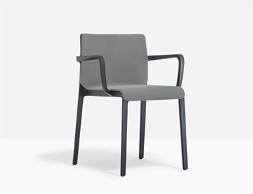 Volt stabelbar stol med polstret sæde fra italienske Pedrali