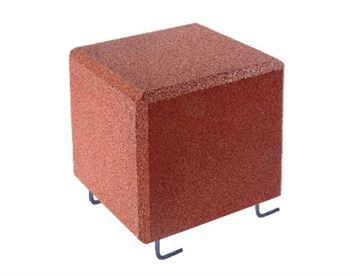 Terrasoft Cube m. nedgravningsankre - siddemøbel, lege- og grænseelement i ét.