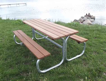 Klint bord-bænkesæt uden ryglæn og med planker i sipo mahogni - Dansk produceret