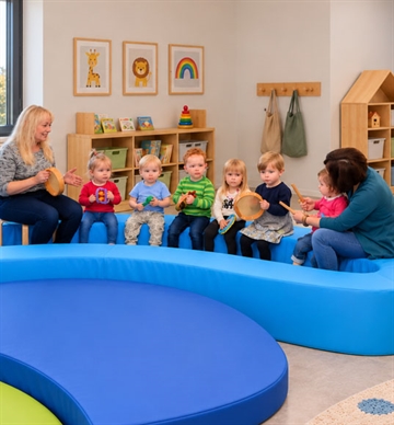 Sidde –og lege platform i skum til institutioner
