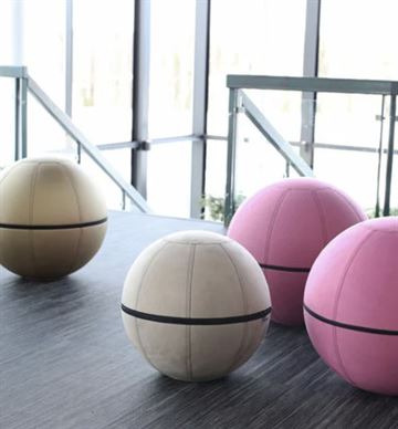 Siddebold - Alternativ arbejdsstol til kontoret med indbygget pilatesbold