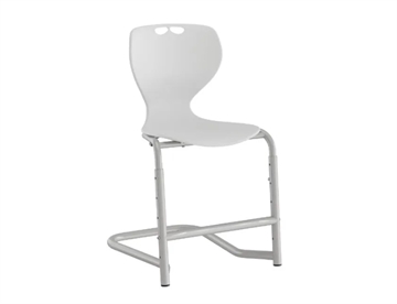 Tarris elevstol med justerbar højde - her med fodstøtte, hvidt sæde og alustel.