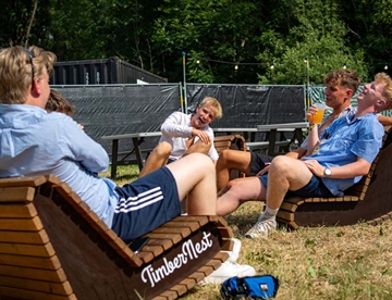 TimberChair vippestol, her smal model til 1 pers. - Byrumsmøbler 