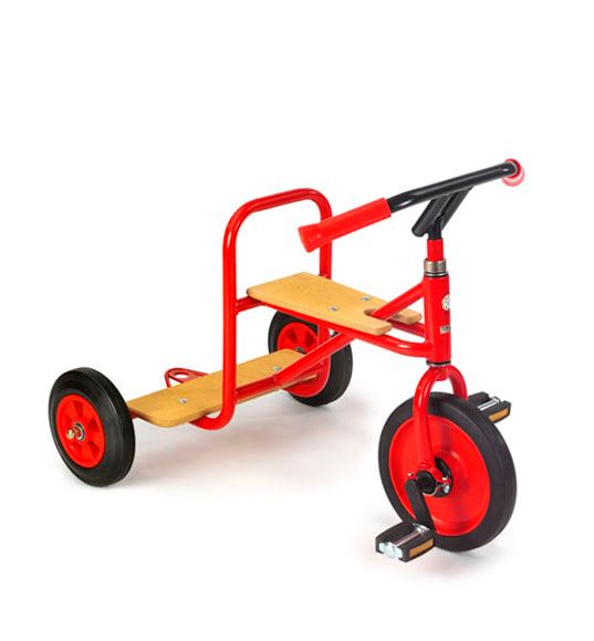Trehjulet cykel med lille platform og massive gummihjul - sjovt trehjulet institutionskøretøj 