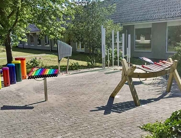 Akadinda, Marimba - Udendørs musikinstrument til sansehaver, musiklegepladser mv.